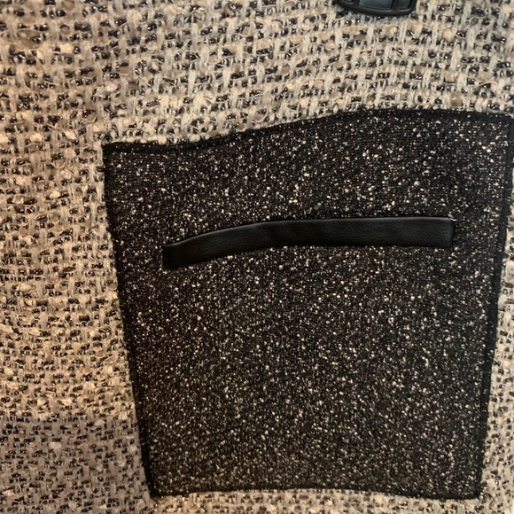 Tweed Skirt - Picture 2 of 4